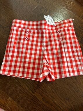 Janie and Jack Red and White Gingham Girls' Shorts, size 5